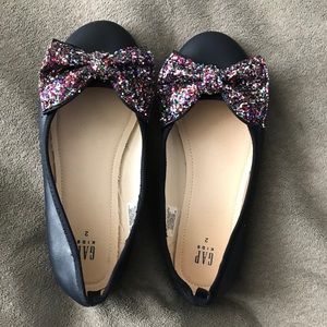 Gap Girl Navy Flats with Glitter Bow Size 2